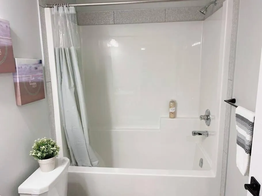 Διαμέρισμα Folte'S Home Away From Home 2 Bedrm Basement Suite Έντμοντον